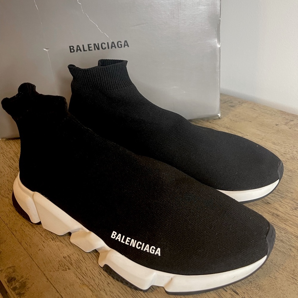 Balenciaga Men’s Speed Lt Black and White Sneakers
